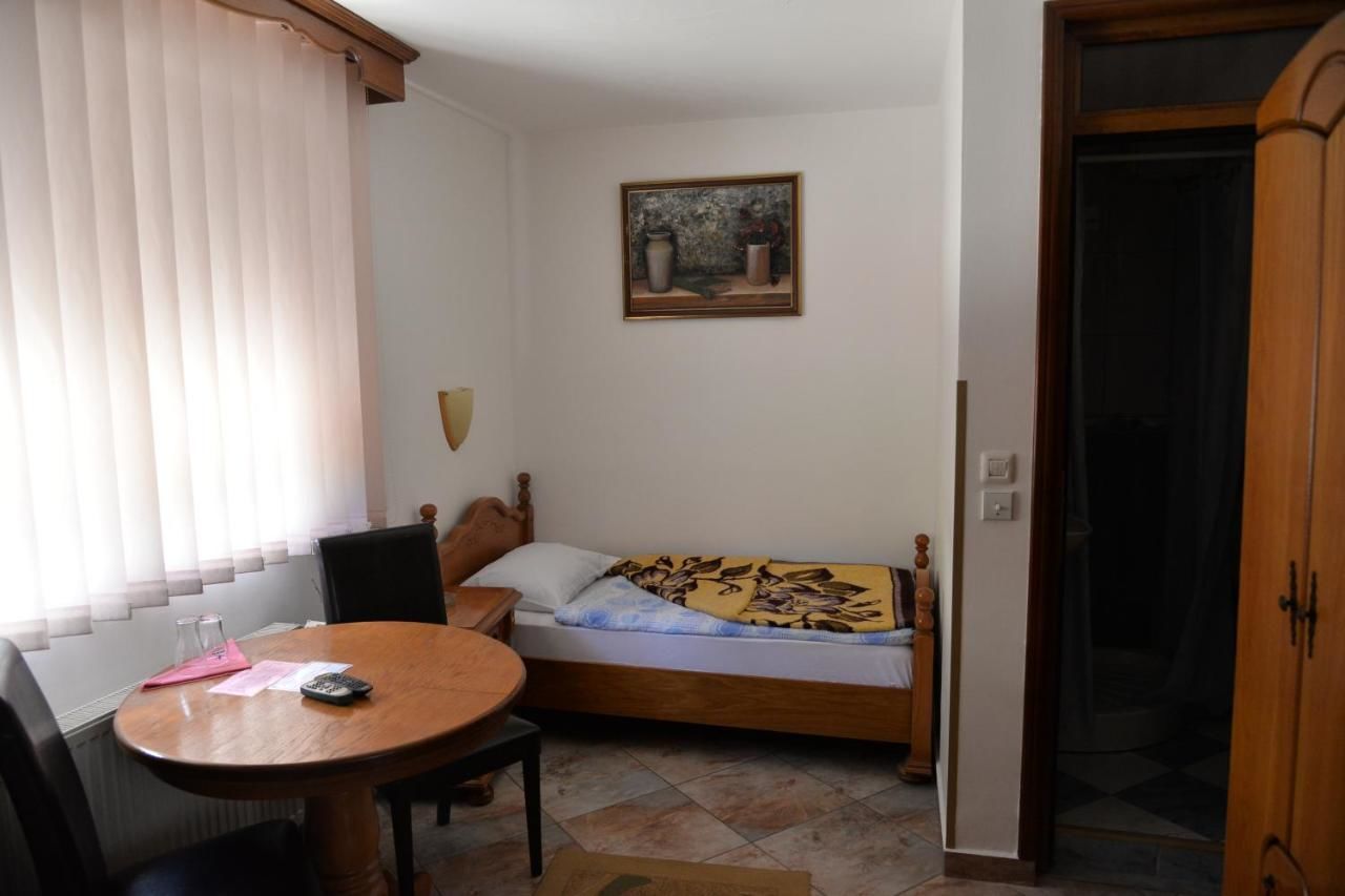 Мотели Motel Krstac Мойковац-25