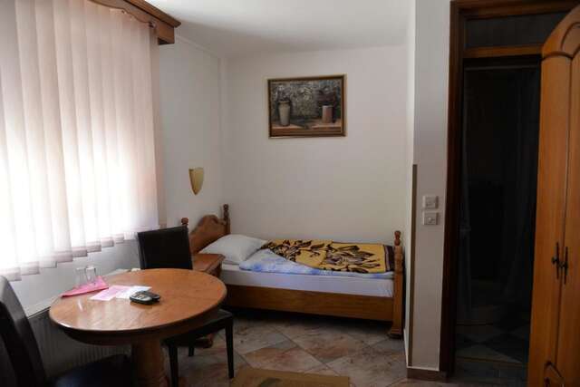 Мотели Motel Krstac Мойковац-24